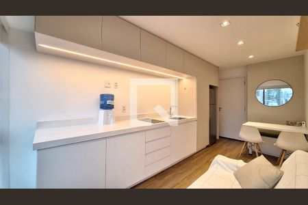 Sala/Cozinha de apartamento para alugar com 2 quartos, 40m² em Pompeia, São Paulo