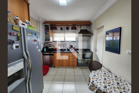 Apartamento para alugar com 160m², 3 quartos e 1 vaga Apartamento para alugar com 160m², 3 quartos e 1 vagaCozinha