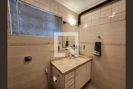 Apartamento para alugar com 160m², 3 quartos e 1 vaga Apartamento para alugar com 160m², 3 quartos e 1 vagaBanheiro Social