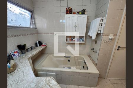 Apartamento para alugar com 160m², 3 quartos e 1 vaga Apartamento para alugar com 160m², 3 quartos e 1 vagaBanheiro da Suíte