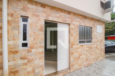Entrada de casa para alugar com 2 quartos, 45m² em Jacutinga, Mesquita