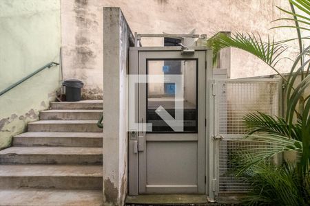 Studio à venda com 27m², 1 quarto e 1 vaga Studio à venda com 27m², 1 quarto e 1 vagaÁrea comum