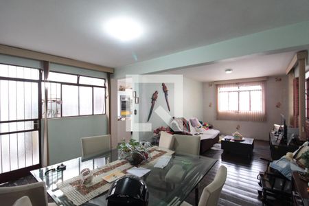 Casa à venda com 360m², 5 quartos e 4 vagasCopa