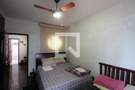 Casa à venda com 360m², 5 quartos e 4 vagasQuarto 2