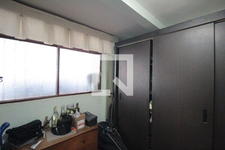 Casa à venda com 360m², 5 quartos e 4 vagasSuíte 2