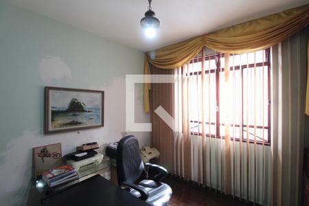 Casa à venda com 360m², 5 quartos e 4 vagasEscritório