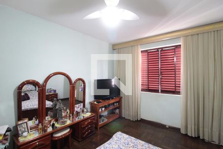 Casa à venda com 360m², 5 quartos e 4 vagasSuíte 1