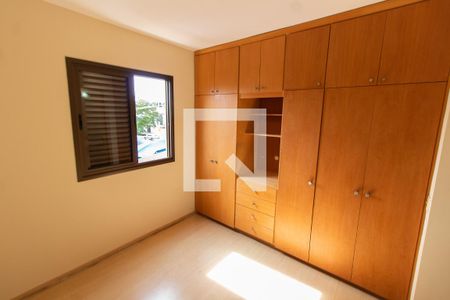 Quarto de apartamento à venda com 1 quarto, 56m² em Nova Campinas, Campinas
