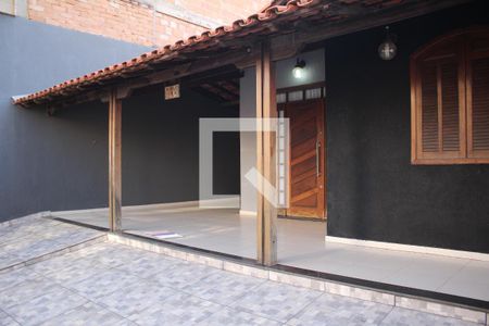 Casa para alugar com 167m², 4 quartos e 2 vagasQuintal