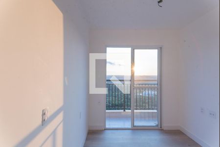 Sala de apartamento à venda com 2 quartos, 46m² em Cidade Satélite Íris, Campinas