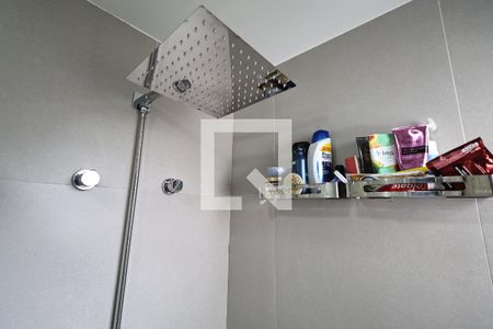 Banheiro da suite de apartamento à venda com 2 quartos, 73m² em Vila Assunção, Santo André