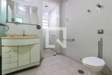Apartamento à venda com 130m², 3 quartos e 1 vaga Apartamento à venda com 130m², 3 quartos e 1 vagaBanheiro 2