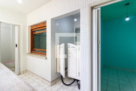 Apartamento à venda com 130m², 3 quartos e 1 vaga Apartamento à venda com 130m², 3 quartos e 1 vagaÁrea de Serviço