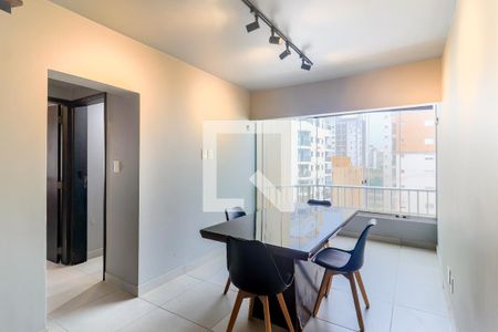 Apartamento à venda com 120m², 2 quartos e 1 vagaSala