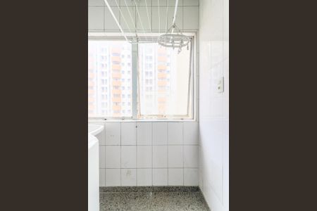 Apartamento à venda com 120m², 2 quartos e 1 vagaÁrea de Serviço