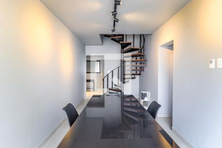 Apartamento à venda com 120m², 2 quartos e 1 vagaSala