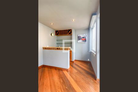 Apartamento à venda com 120m², 2 quartos e 1 vagaSalão Superior