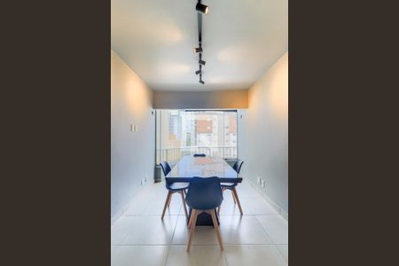 Apartamento à venda com 120m², 2 quartos e 1 vagaSala