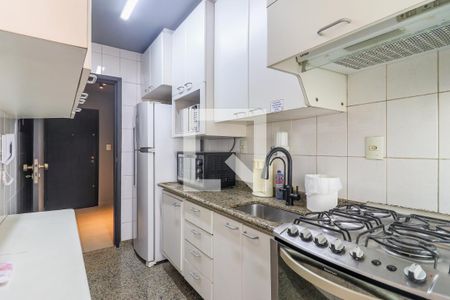 Apartamento à venda com 120m², 2 quartos e 1 vagaCozinha