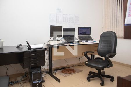 Escritório de casa à venda com 4 quartos, 704m² em Mangabeiras, Belo Horizonte