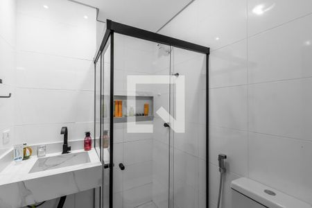 Banheiro  de apartamento para alugar com 1 quarto, 40m² em Parque Boturussu, São Paulo