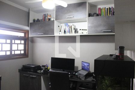 Escritório de casa de condomínio à venda com 3 quartos, 166m² em Jardim Gopouva, Guarulhos