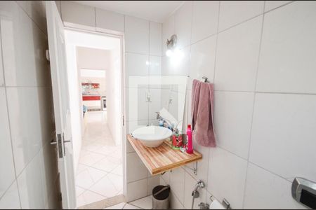 Apartamento à venda com 60m², 3 quartos e 1 vaga Apartamento à venda com 60m², 3 quartos e 1 vagaBanheiro