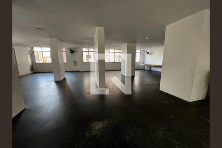 Apartamento à venda com 60m², 3 quartos e 1 vaga Apartamento à venda com 60m², 3 quartos e 1 vagaÁrea comum - Salão de festas