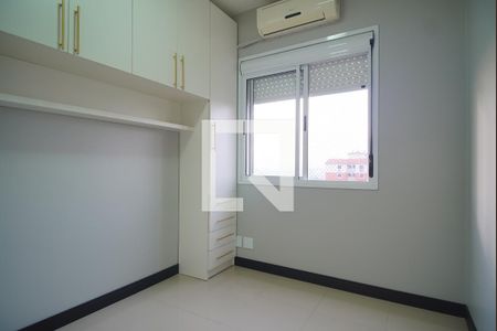 Quarto 2 de apartamento à venda com 2 quartos, 61m² em Sarandi, Porto Alegre