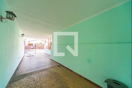 Garagem de casa à venda com 3 quartos, 194m² em Vila Homero Thon, Santo André