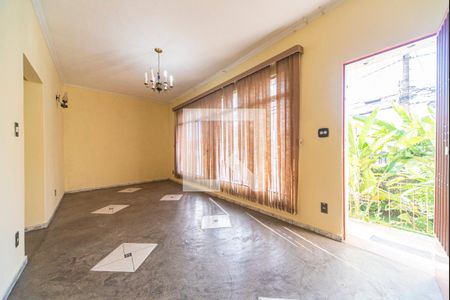Sala de casa à venda com 3 quartos, 194m² em Vila Homero Thon, Santo André