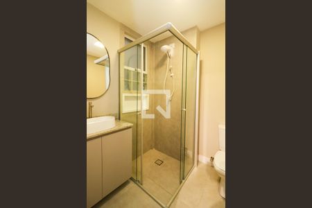 Banheiro de apartamento à venda com 1 quarto, 40m² em Centro Histórico, Porto Alegre