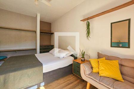 Sala de kitnet/studio para alugar com 1 quarto, 45m² em Jardim Guaiuba, Guarujá