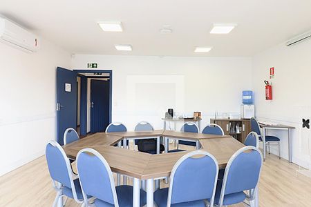 Sala de casa à venda com 3 quartos, 300m² em Boa Vista, Porto Alegre