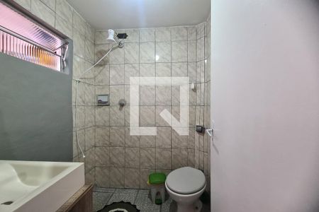 Casa à venda com 92m², 3 quartos e 1 vagaBanheiro 2