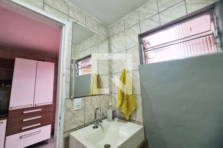 Casa à venda com 92m², 3 quartos e 1 vagaBanheiro 2