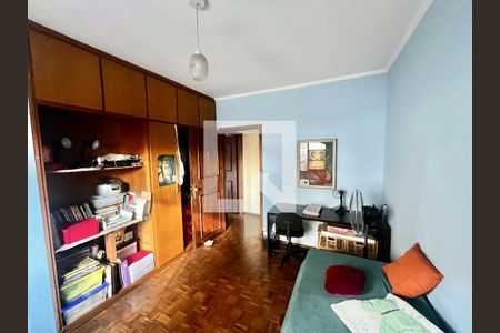 Casa à venda com 220m², 4 quartos e 5 vagas Casa à venda com 220m², 4 quartos e 5 vagasQuarto 2