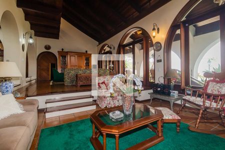 Sala de casa à venda com 3 quartos, 430m² em Sétimo Céu, Porto Alegre