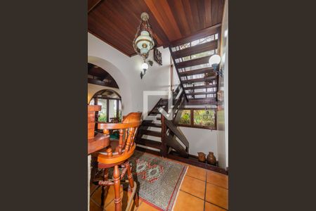 Escada de casa à venda com 3 quartos, 430m² em Sétimo Céu, Porto Alegre