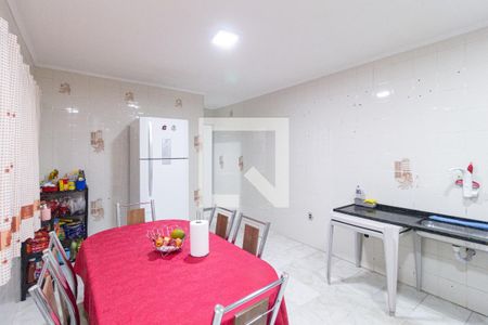 Cozinha de casa à venda com 2 quartos, 210m² em Km 18, Osasco