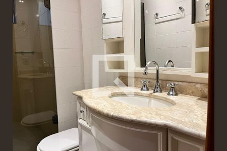 Apartamento à venda com 110m², 4 quartos e 2 vagas Apartamento à venda com 110m², 4 quartos e 2 vagasBanheiro Social