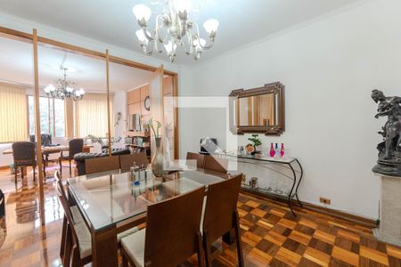 Apartamento para alugar com 208m², 4 quartos e sem vaga Apartamento para alugar com 208m², 4 quartos e sem vagaSala de Jantar