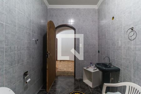 Casa para alugar com 500m², 3 quartos e 10 vagas Casa para alugar com 500m², 3 quartos e 10 vagasBanheiro