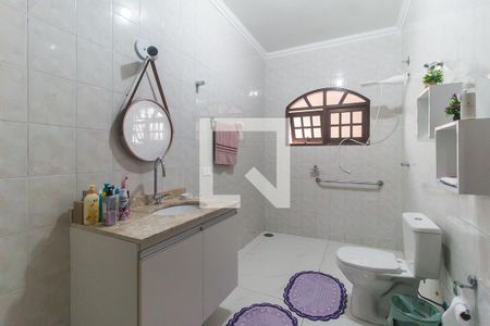 Casa para alugar com 500m², 3 quartos e 10 vagas Casa para alugar com 500m², 3 quartos e 10 vagasBanheiro da Suíte