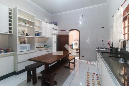 Casa para alugar com 500m², 3 quartos e 10 vagas Casa para alugar com 500m², 3 quartos e 10 vagasCozinha