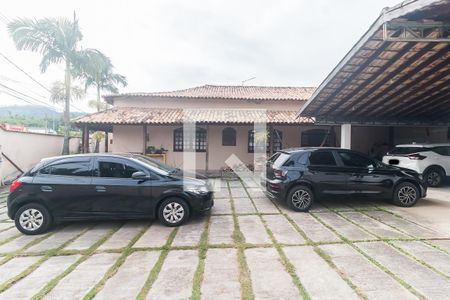 Casa para alugar com 500m², 3 quartos e 10 vagas Casa para alugar com 500m², 3 quartos e 10 vagasGaragem