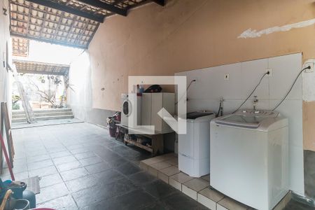 Casa para alugar com 500m², 3 quartos e 10 vagas Casa para alugar com 500m², 3 quartos e 10 vagasÁrea de Serviço