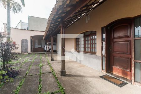 Casa para alugar com 500m², 3 quartos e 10 vagas Casa para alugar com 500m², 3 quartos e 10 vagasEntrada/Varanda