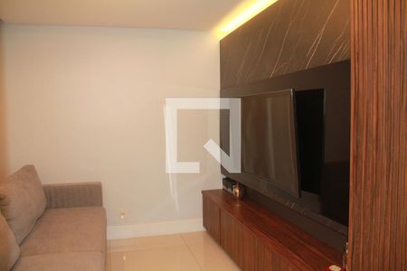 Sala de TV de apartamento à venda com 3 quartos, 115m² em Vila Santo Antonio, Guarulhos