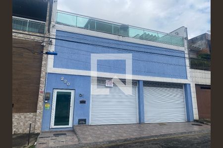 Fachada de casa à venda com 4 quartos, 600m² em Tauá, Rio de Janeiro